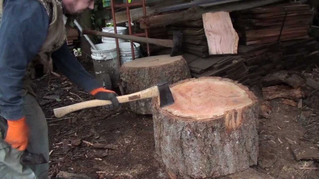 How to Split Large Logs With an Axe
